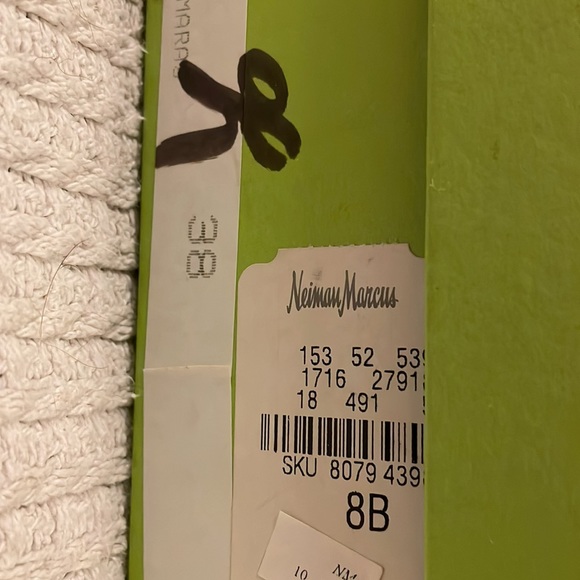 Herringbone and leather pump - Picture 8 of 8